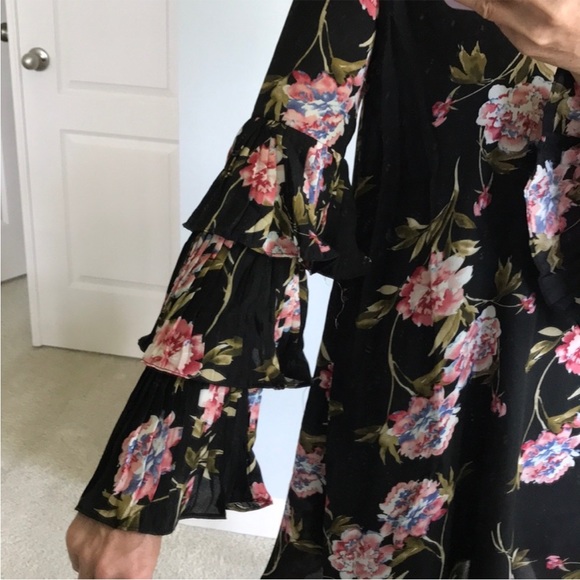 Floral Tiered Bell Sleeve Dress - Picture 5 of 6